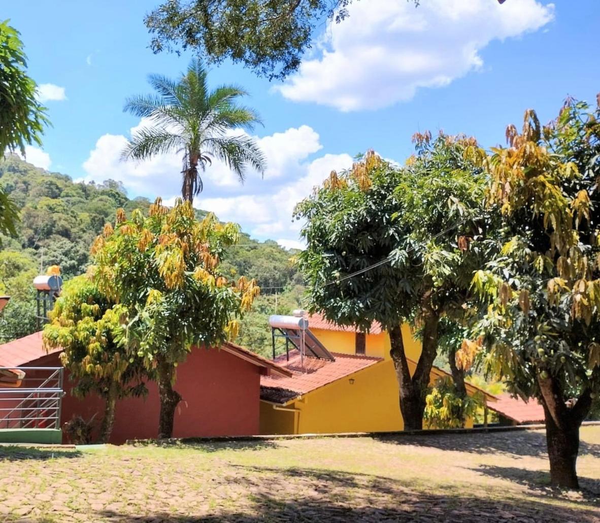 Pousada Recanto Do Chale Ltda Macacos  Esterno foto